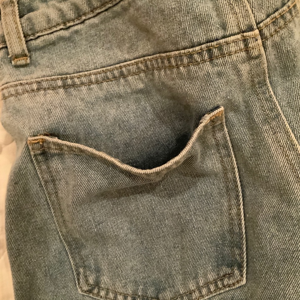 NWOT Edikted Raelynn Washed Low Rise Jeans - Picture 5 of 5